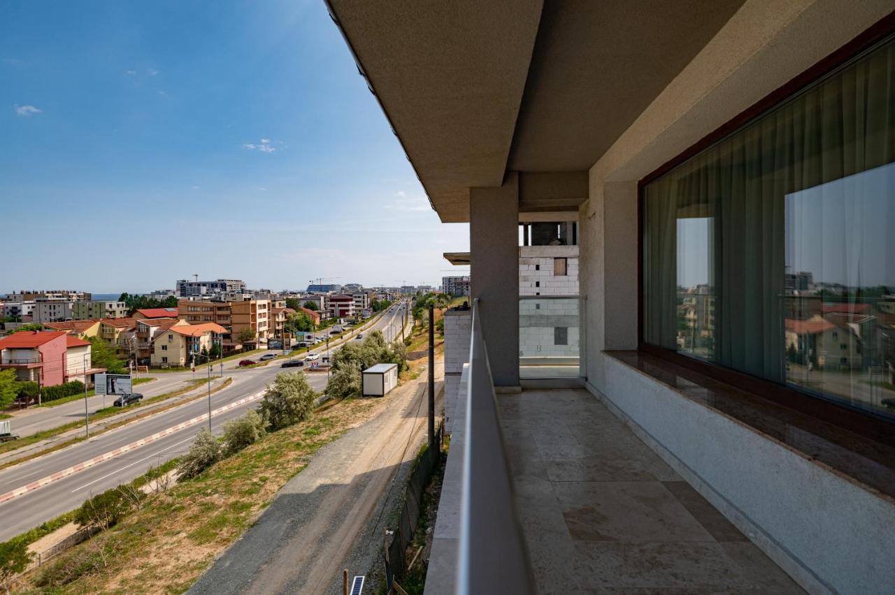 Hotel Voyager Năvodari Esterno foto