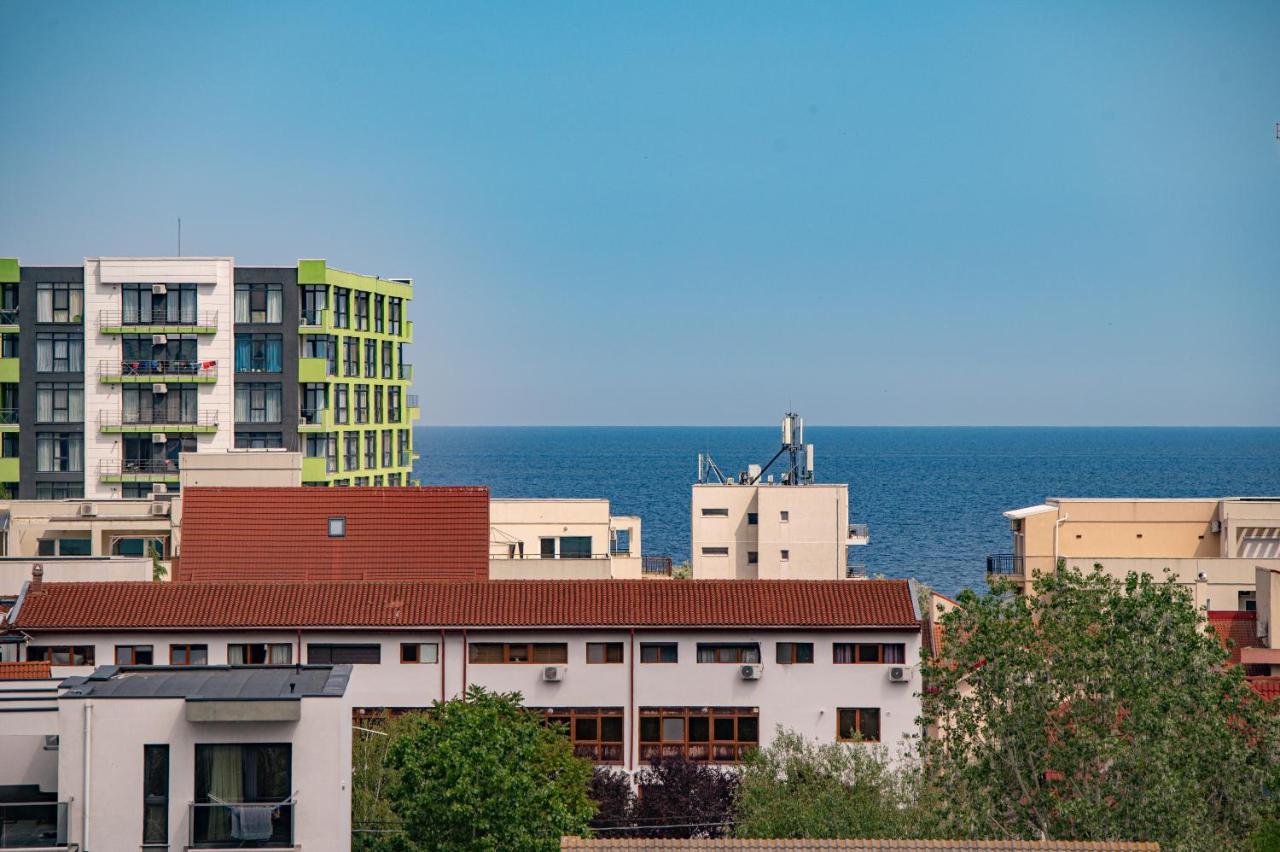 Hotel Voyager Năvodari Esterno foto